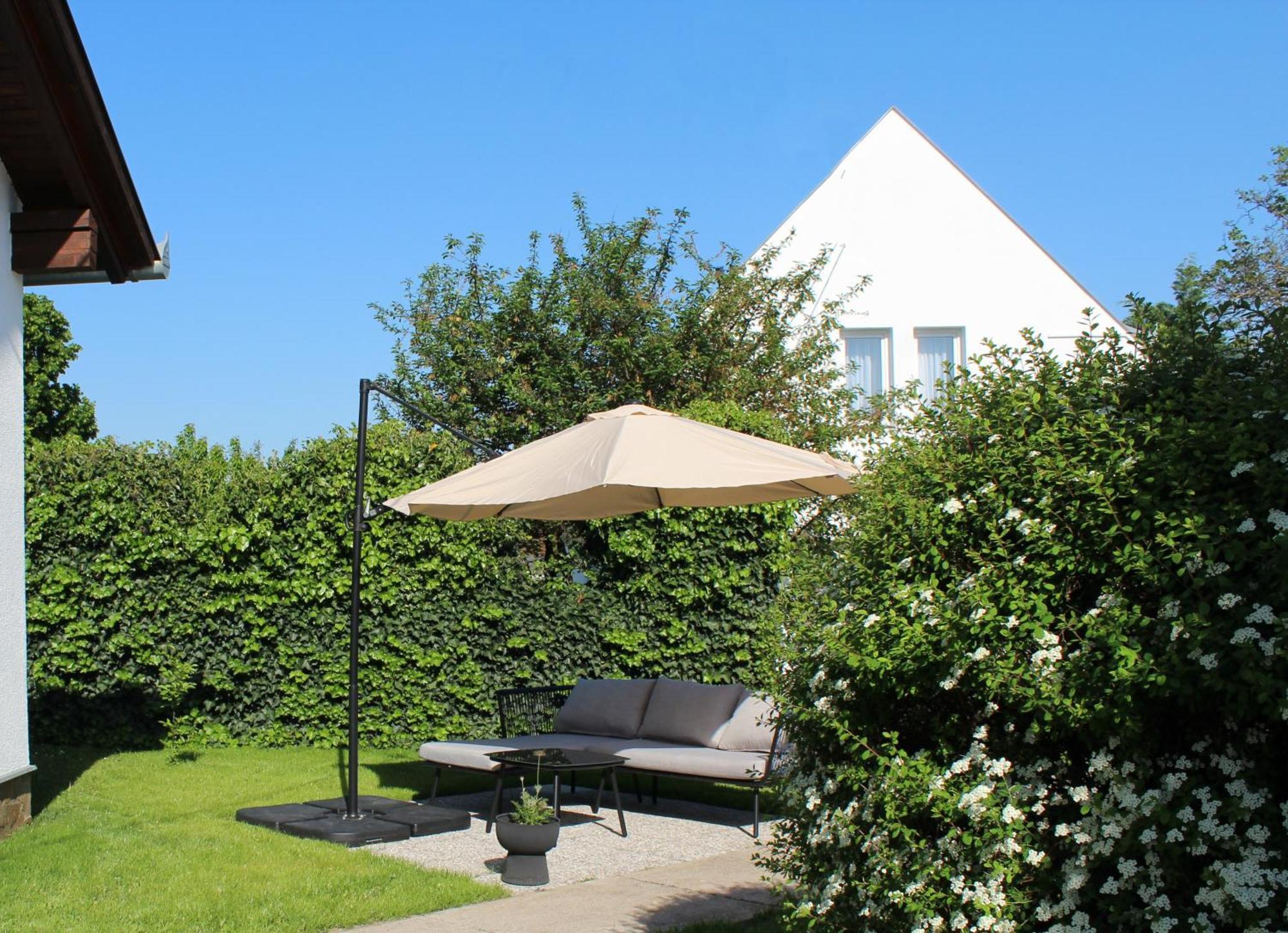 The Secret Garden - Keszthely Bed & Breakfast Dış mekan fotoğraf